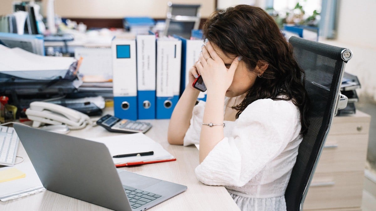 ¿Renunciar o esperar el despido? Esto te conviene saber antes de dejar tu trabajo