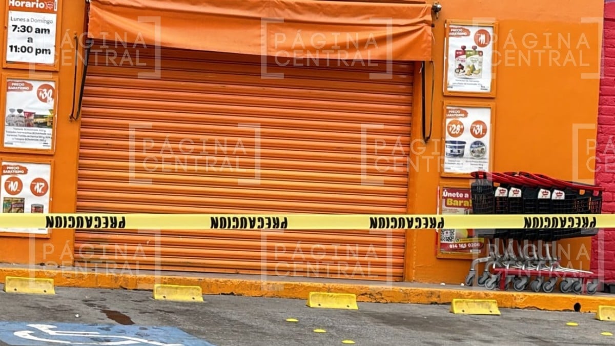 ¡Corrió para evitar los balazos! Ataque deja un hombre desvanecido afuera de tienda