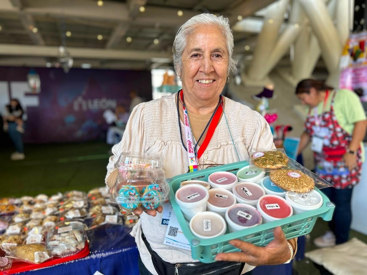 ¡Oportunidad de oro! Capacitarán a adultos mayores y discapacitados para conquistar mercados globales