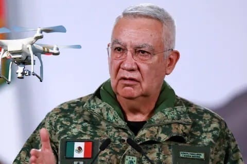 México despliega 800 militares contra drones en la frontera con EU
