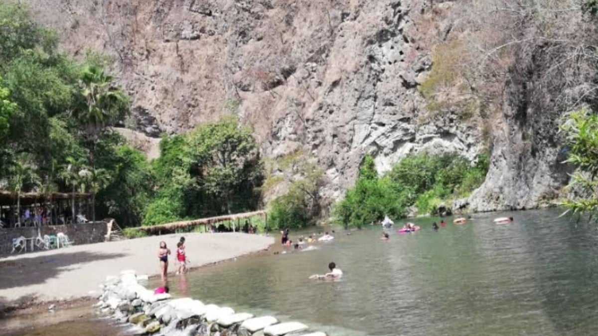 ¡Tragedia! Hermanos menores de edad visitaron un balneario, pero ambos murieron ahogados