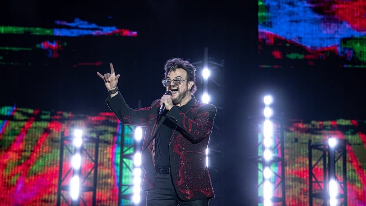 VIDEO '¡Pídanme mías!': Aleks Syntek explota contra su propio público durante concierto
