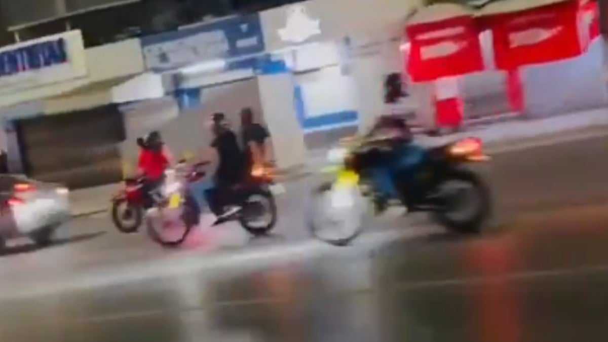 Motociclista se accidenta en Monterrey