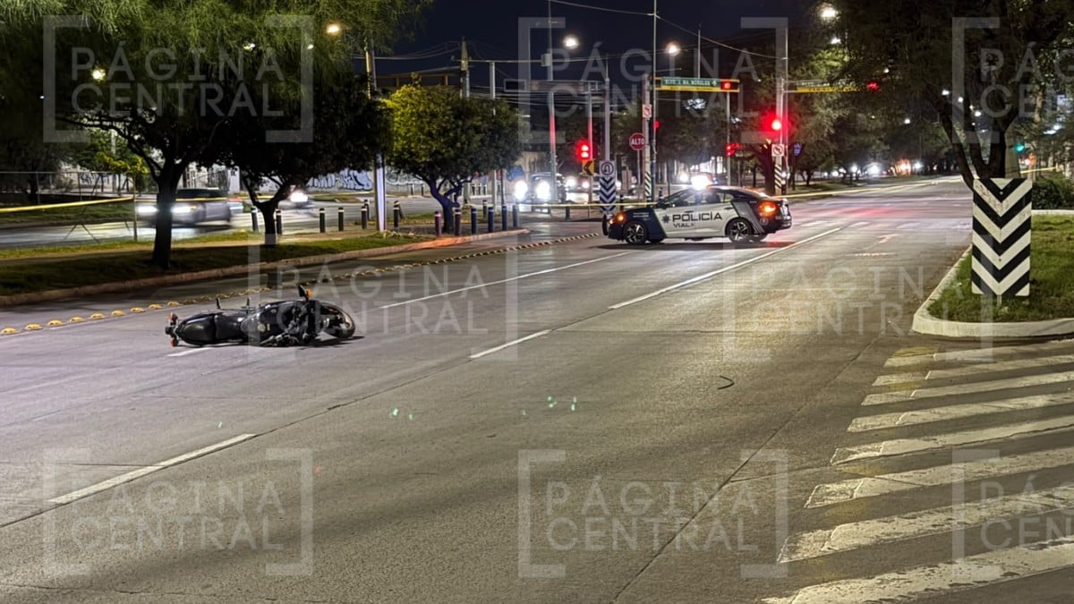 Mujer motociclista iba a ayudar a un amigo, pero nunca llegó; murió en fatal accidente