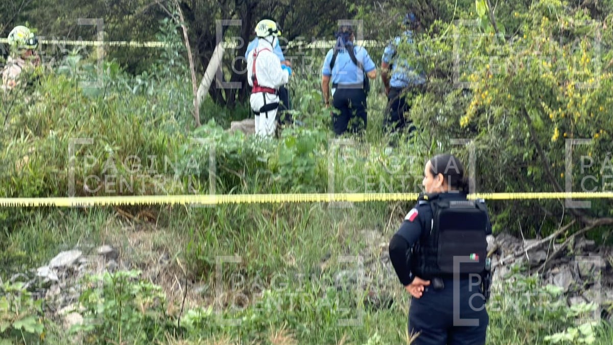 Se asomaron a un pozo en El Guaje y encontraron una tragedia: había restos de una mujer