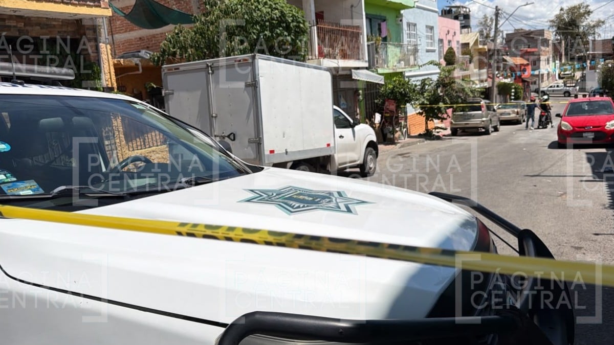 Dos hermanos estaban conviviendo en Lindavista cuando motosicarios les dispararon