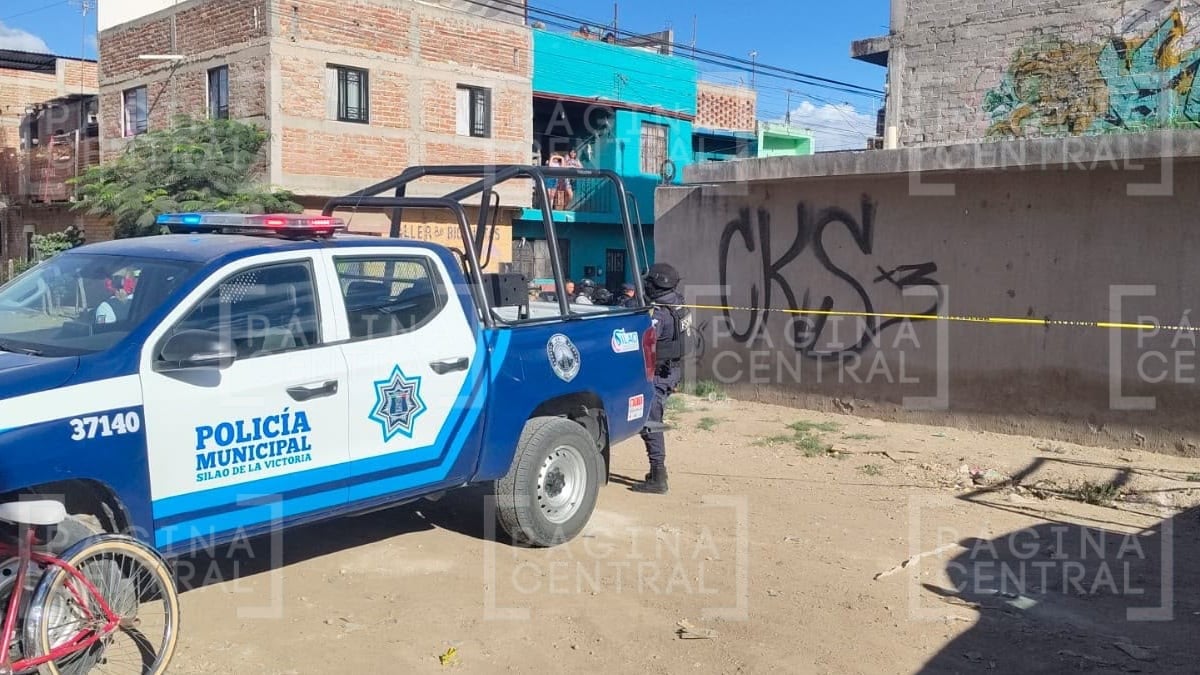 ¡Lo venían siguiendo! Cuando le dieron alcance le dispararon en varias ocasiones