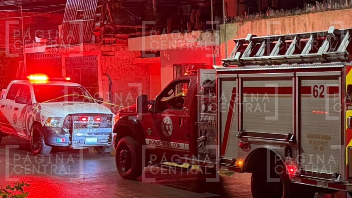 Cortocircuito provoca incendio en recicladora de La Ermita, León