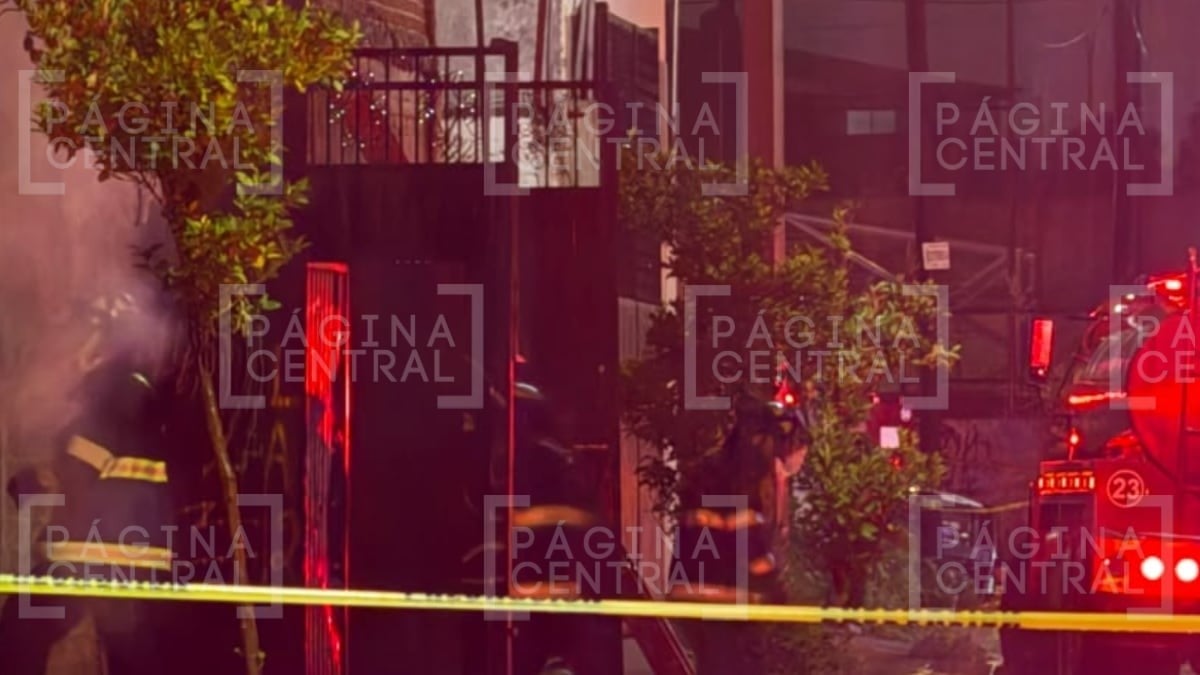 Incendio en recicladora moviliza a cuerpos de emergencia en La Ermita