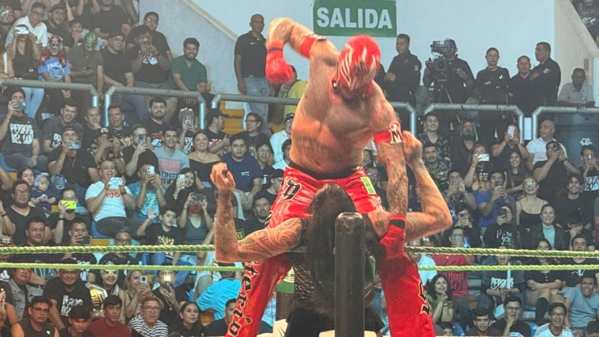 AAA y WWE desatan la locura en León con Rey Mysterio y el Grande Americano, ¡así se vivió!