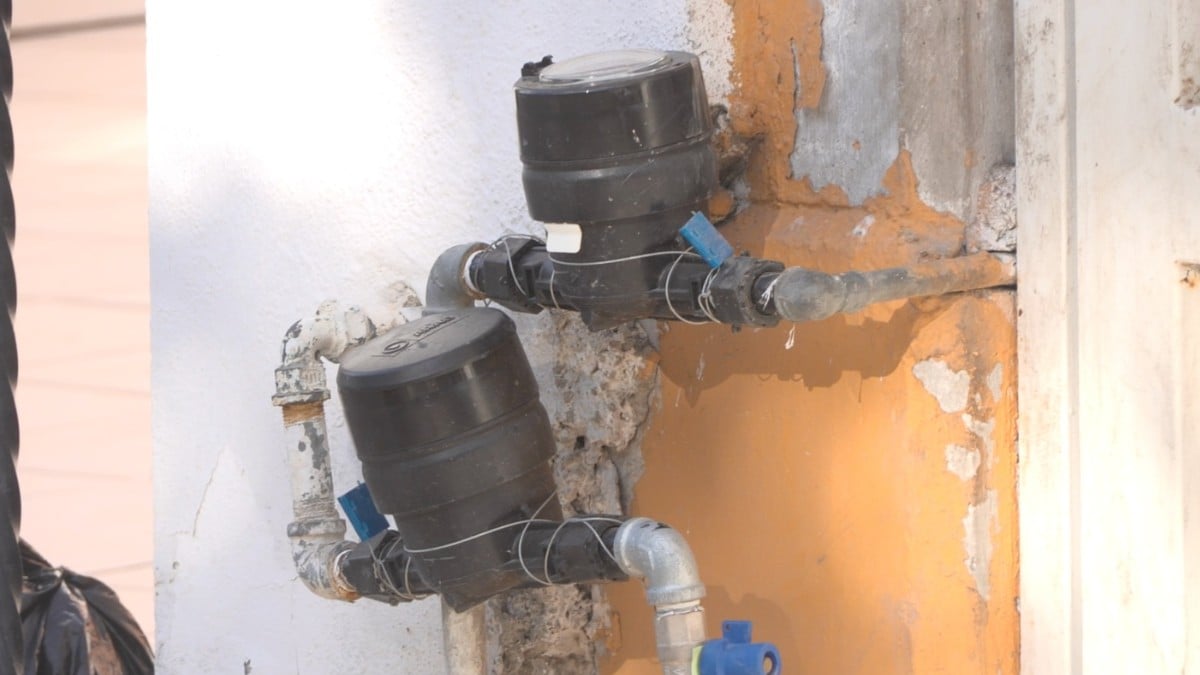 ¡No hay agua y les cobran de más! En Colinas de Santa Julia están hartos de la situación
