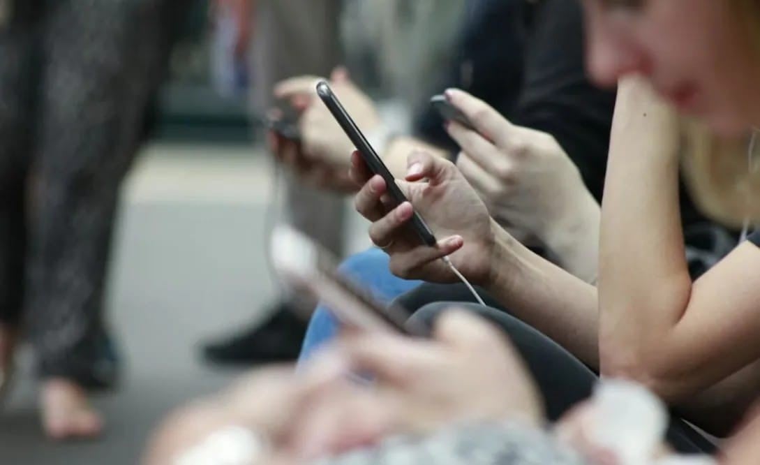 ¿Te quitarán tu número? Esto pasa si no registras tu celular y qué harán con tus fotos y datos