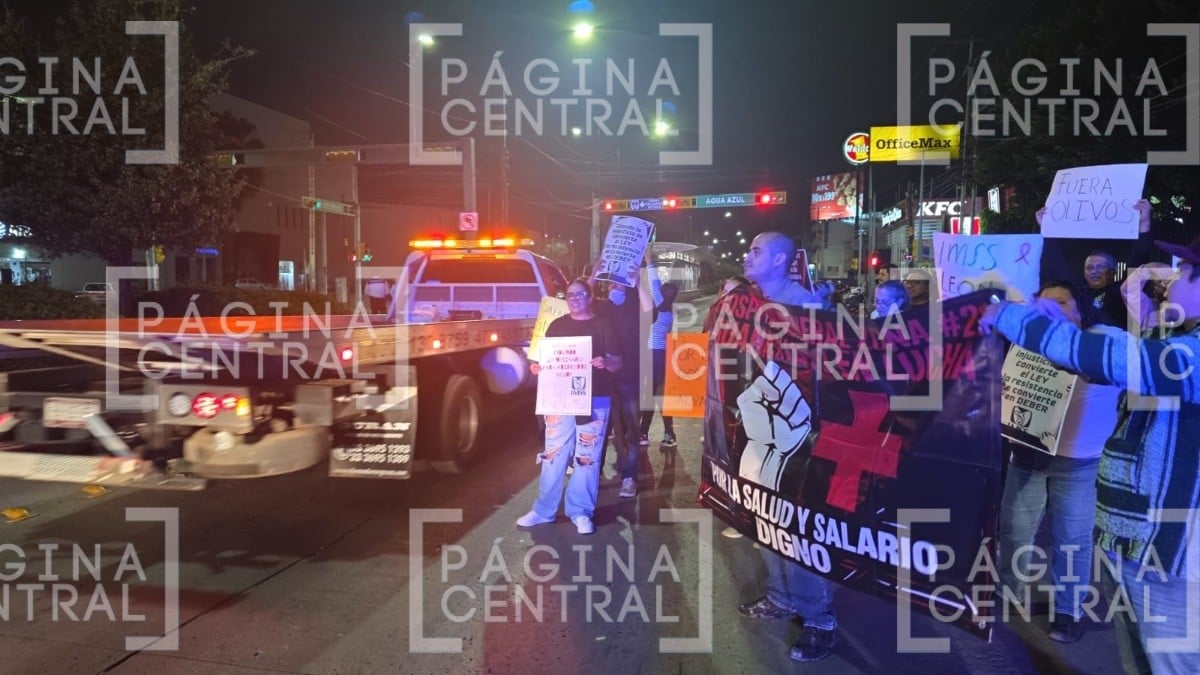 ¡Revienta protesta en el IMSS! Trabajadores exigen mejores sueldos e insumos para mejorar atención