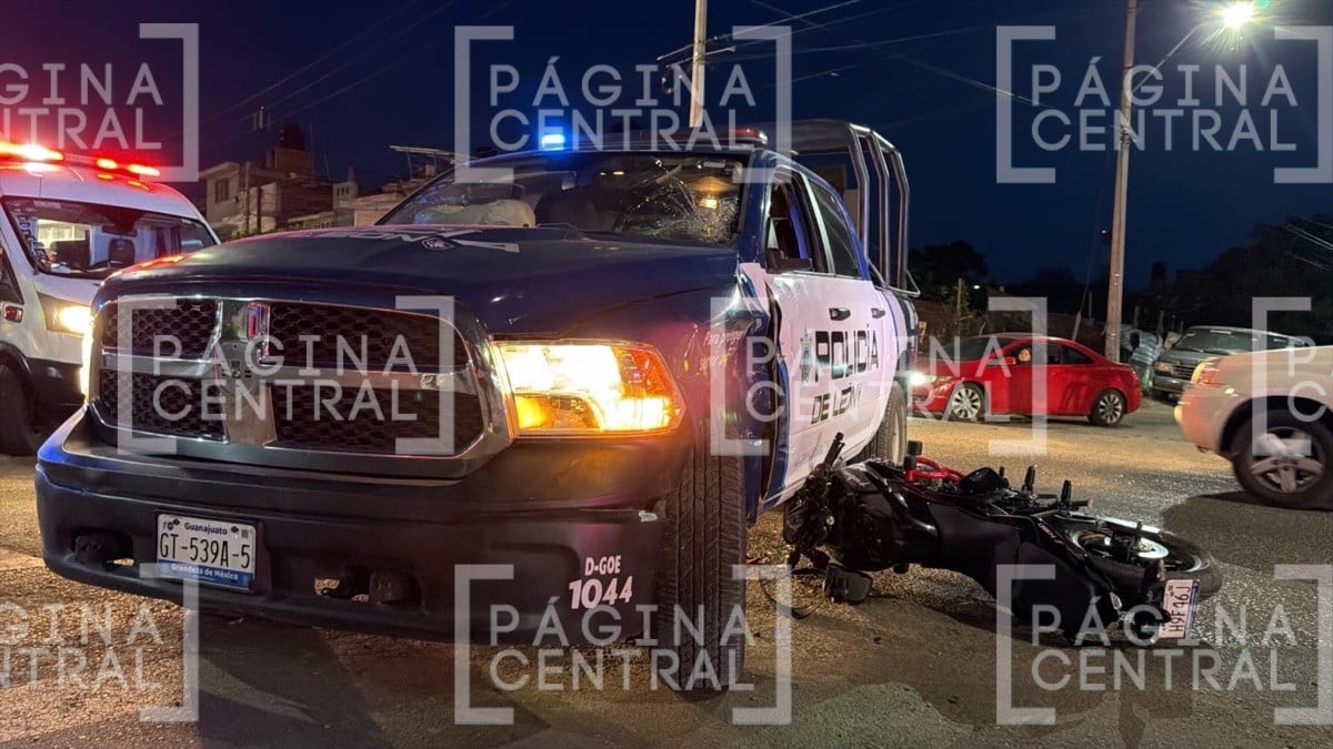 Motociclista queda gravemente herido tras chocar contra patrulla