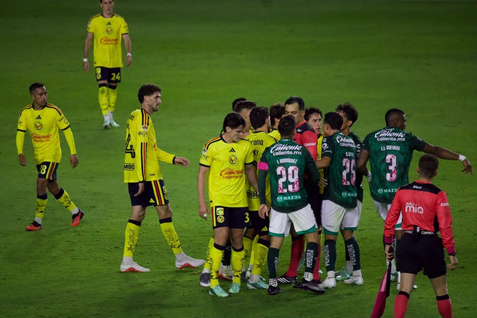 ¡Humillado! León es goleado por América en casa