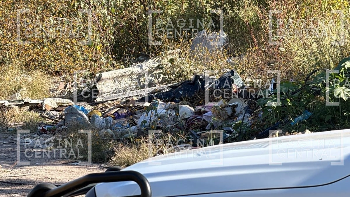 ¡Tercer hallazgo del miércoles! Vecinos caminaban cuando vieron un cuerpo maniatado en la basura