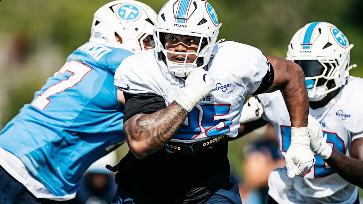 Sacó Jordan Elliott arma a un compañero y Titans lo echa