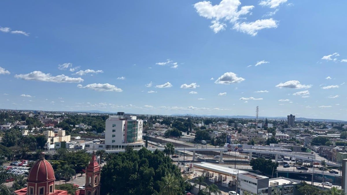No salgas sin chamarra ¿A qué hora estará más fresco en León?