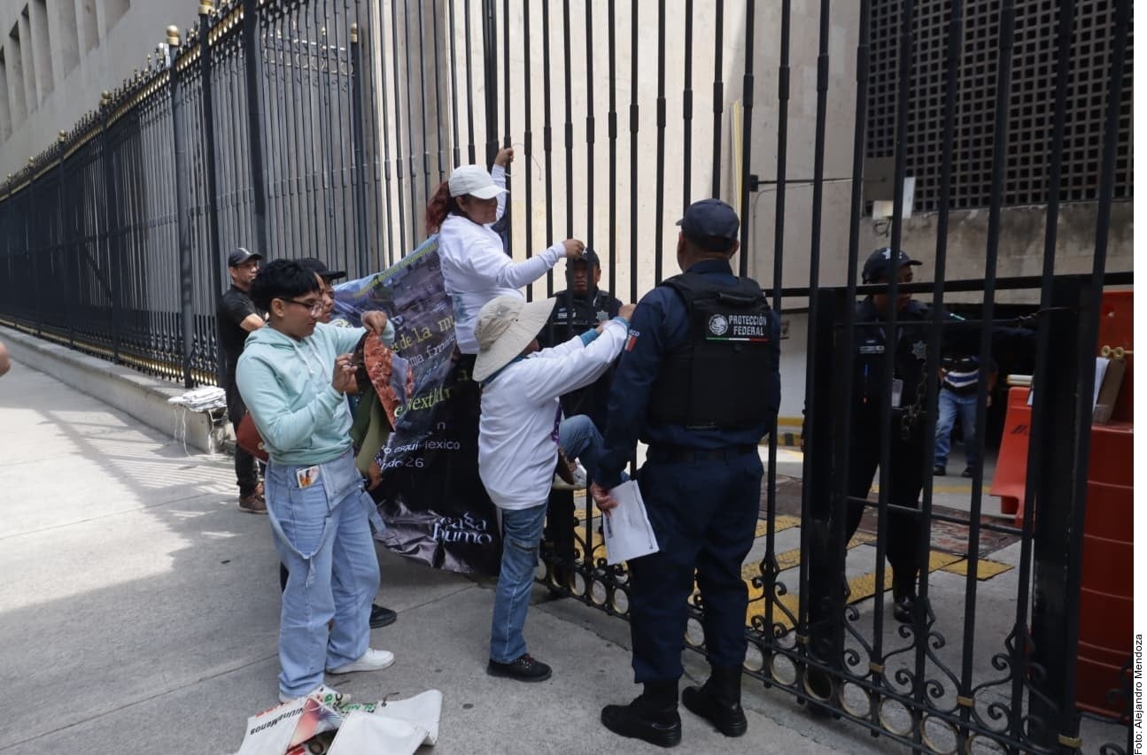 Bloquean buscadoras en Segob por desplante de Fiscal