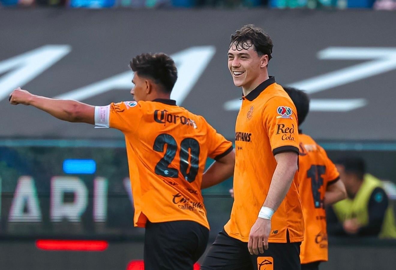 ¡Ley del ex! Viñas le arrebata triunfo al León frente a Toluca