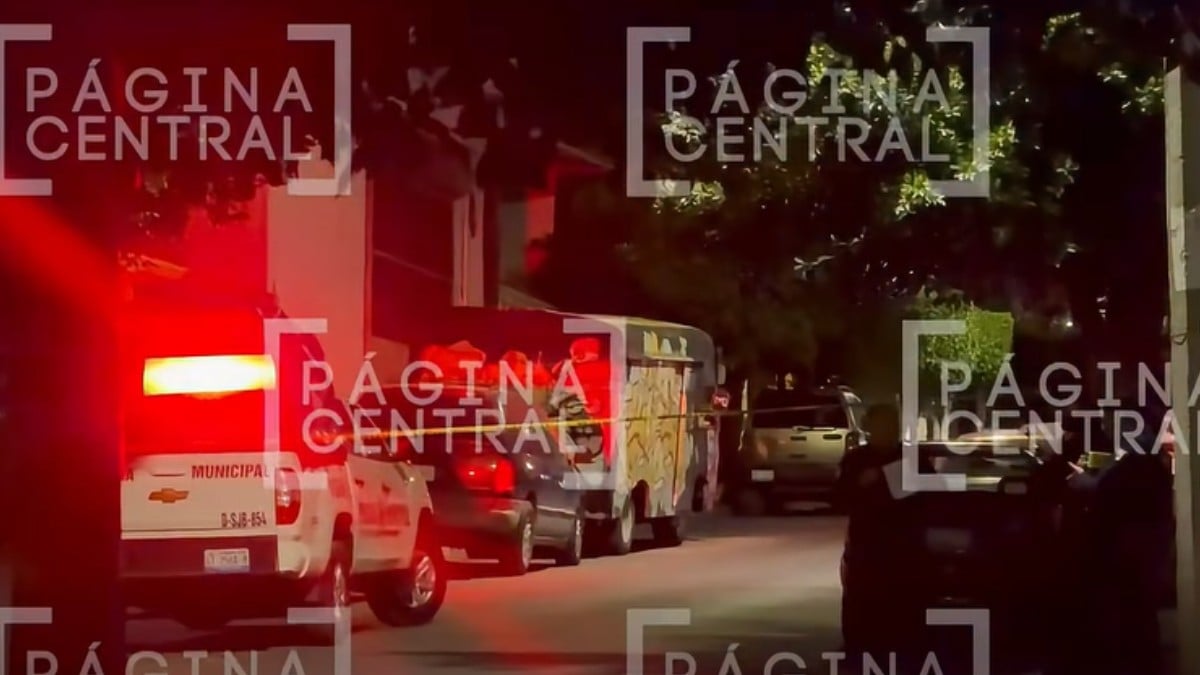 Hombre caminaba en la colonia Piletas cuando motosicarios llegaron y le dispararon