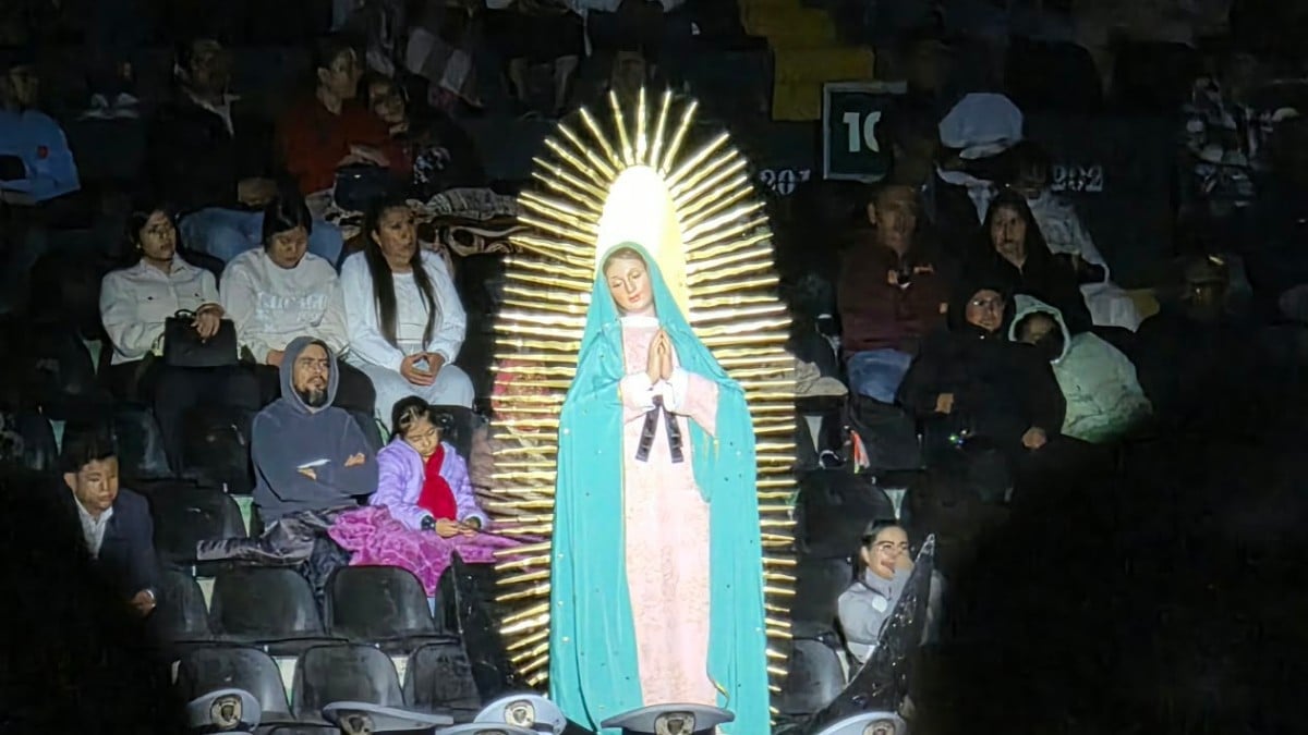 ¡Se unen por fe y esperanza! Participan miles de creyentes en el Rosario Viviente en León