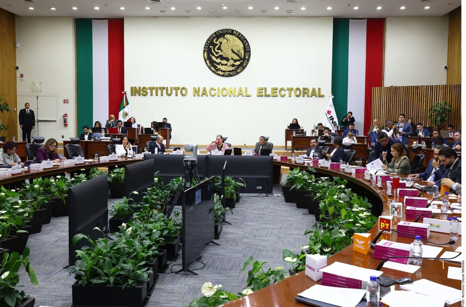 Obtuvieron 5 empresas más de 2 mmdp con contratos del INE