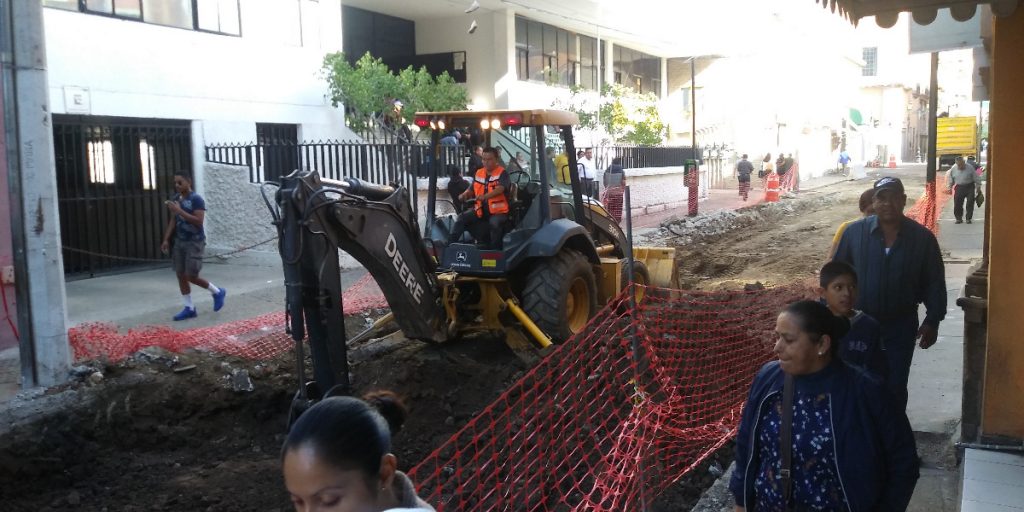 Obras en calle Juárez