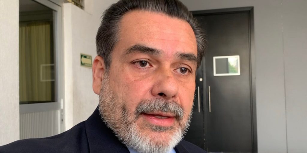 Luis Carlos Zúñiga explicó que los contenedores se ubican en las farmacias ISSEG y en algunos hospitales, por lo que invitó a la ciudadanía a verificar las fechas de caducidad de los medicamentos