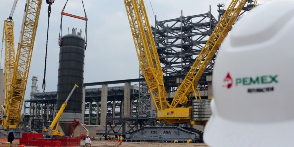 El coronavirus acechando cada vez más, la crisis económica que ya apareció y la cereza en el pastel es un gobierno federal incapaz de dar soluciones.