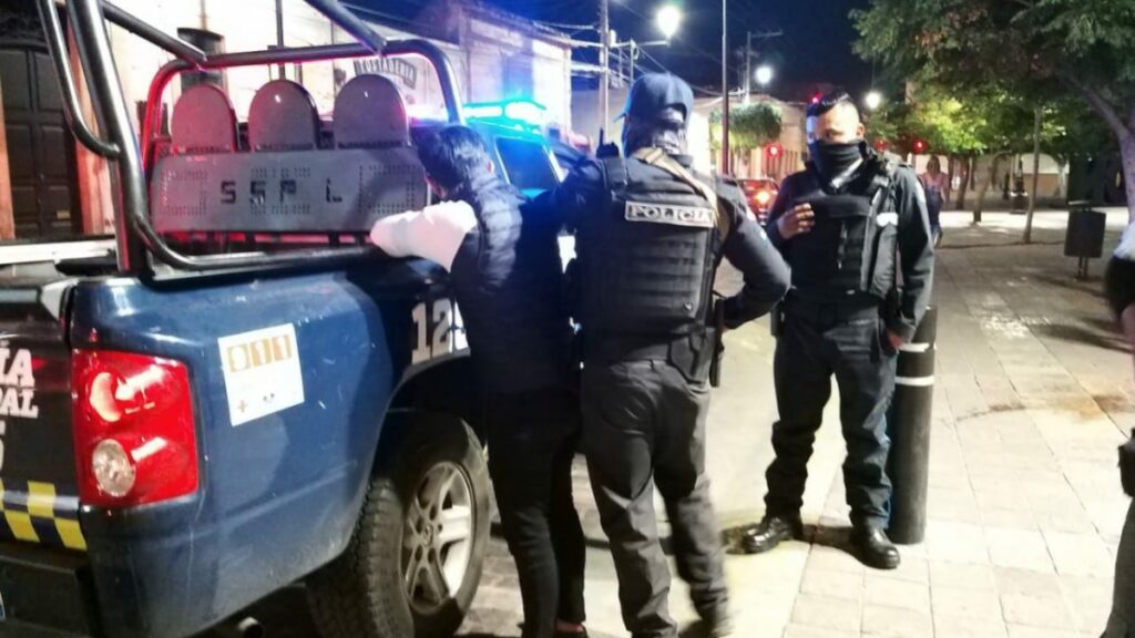 Detenidos en León