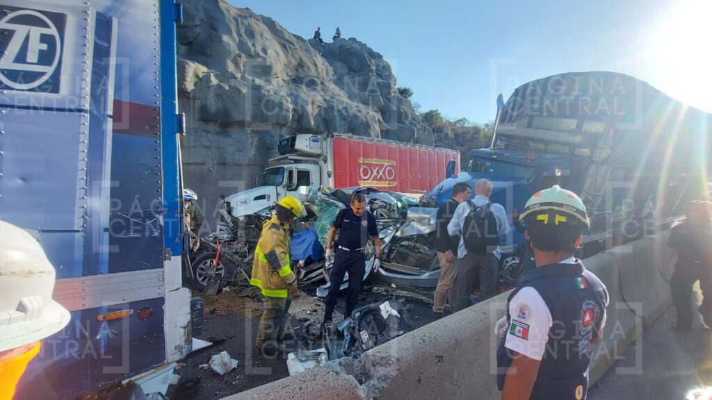 Vinculan a hombre que provocó accidente León-Aguascalientes y dónde murieron 3 personas