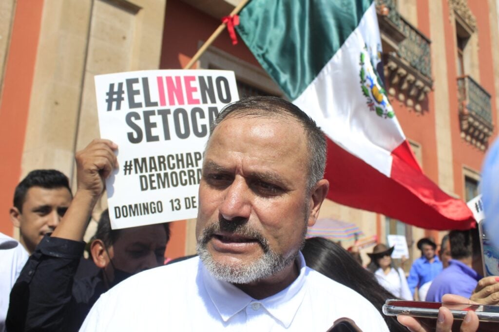 Activista compara la Reforma Electoral de AMLO con las prácticas del Partido Nacional Socialista de la Alemania Nazi.