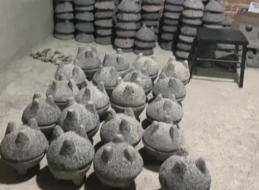 Los talleres sobreviven pese a múltiples dificultades.