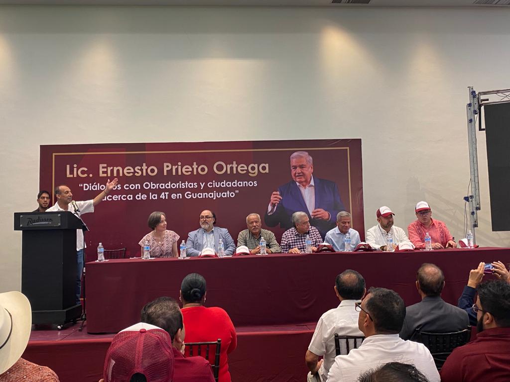 Diálogos con Obradoristas en León.