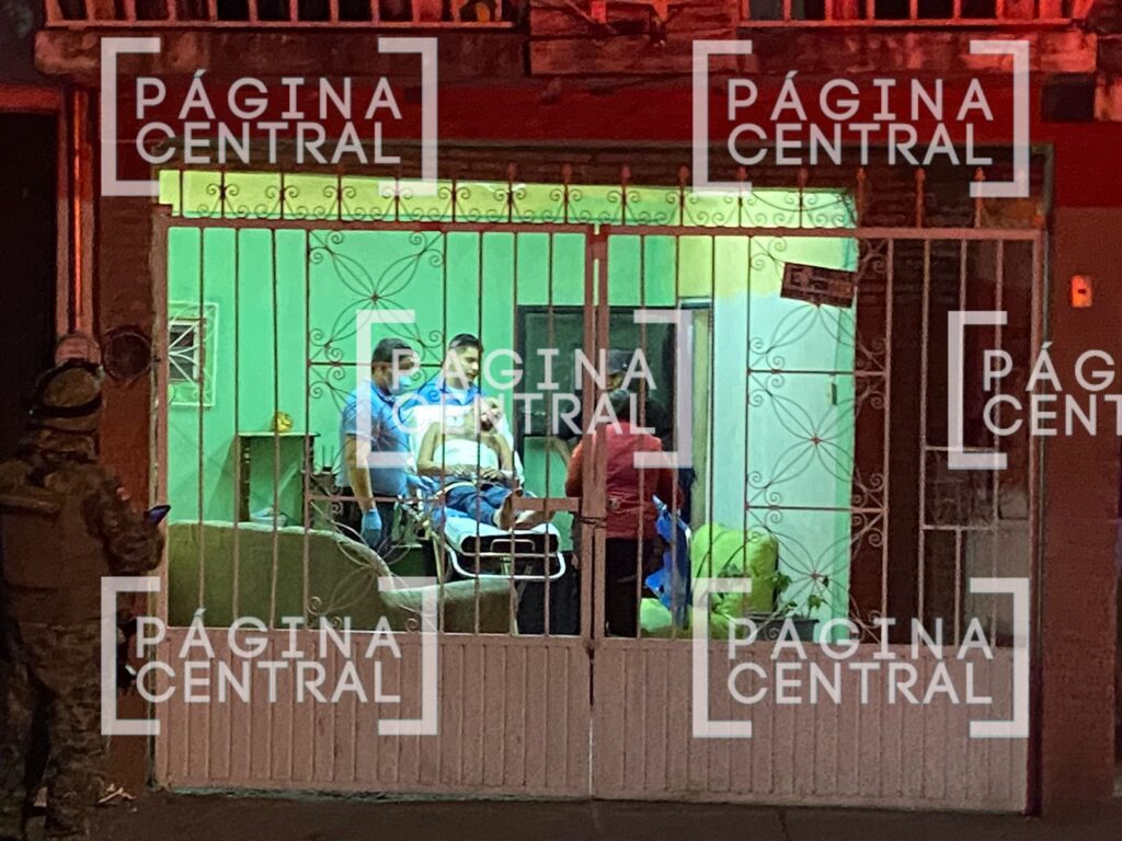 La persona lesionada fue trasladada a recibir atención médica.