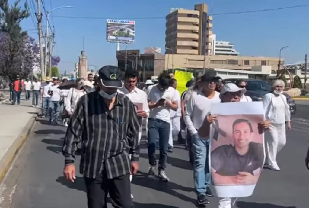 Marcan en Irapuato para exigir justicia.