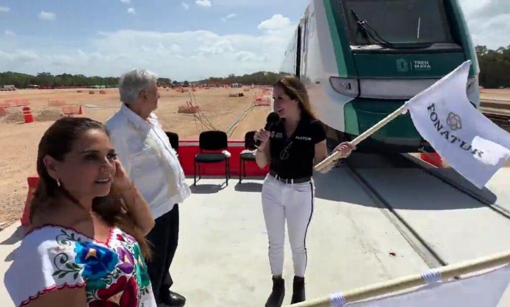 Banderazo al Tren Maya