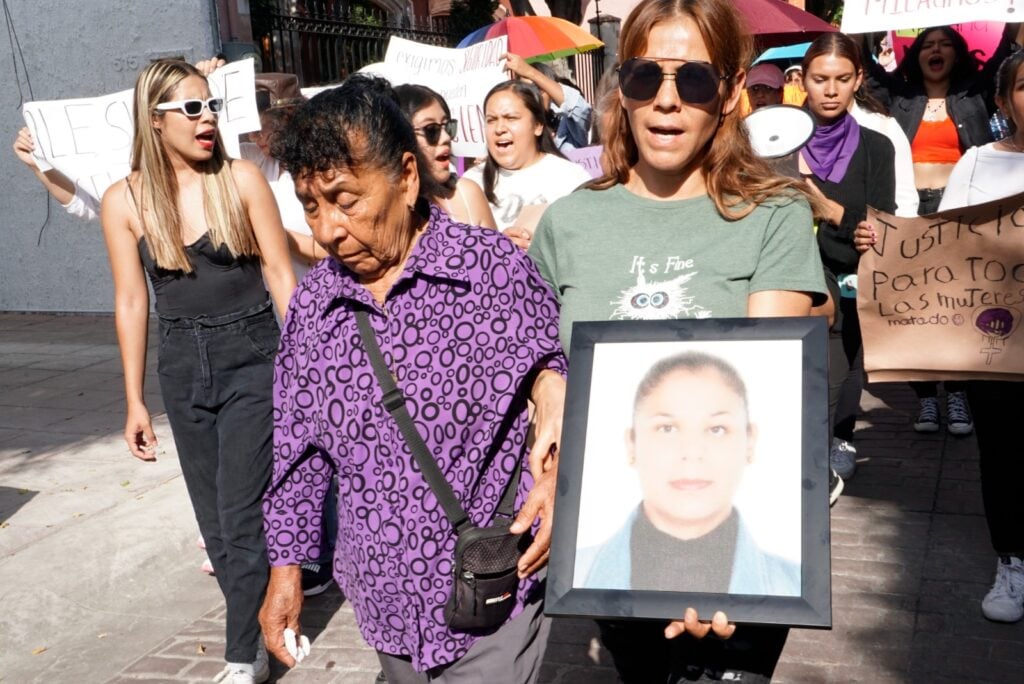 Ernestina madre de Milagros