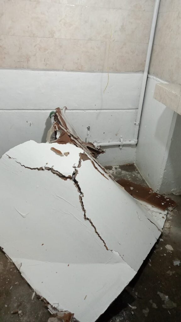 Daños por las lluvias ocasionan cancelación de concierto. 