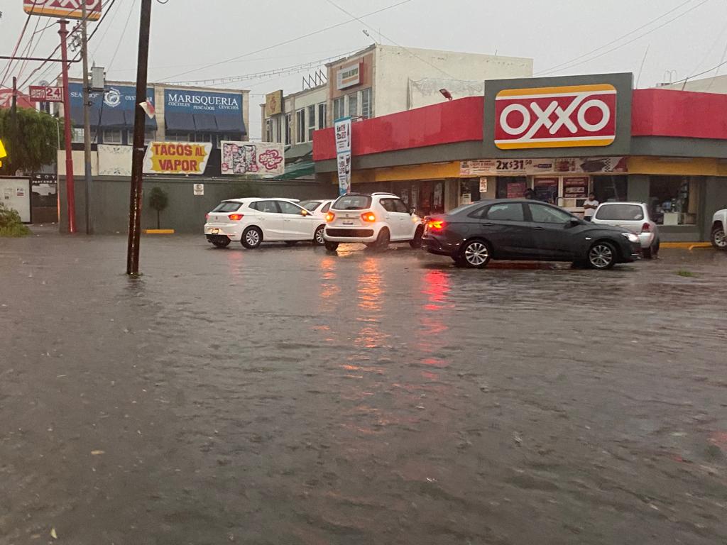 Fueron 76 reportes de encharcamientos.