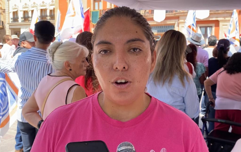 Activista señala que han rescatado a perros baleados, quemados y acuchillados. Foto: Gaby Bárcenas/Página Central