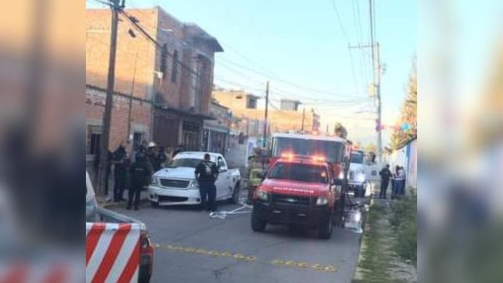 Muere mujer embarazada en incendio en anexo