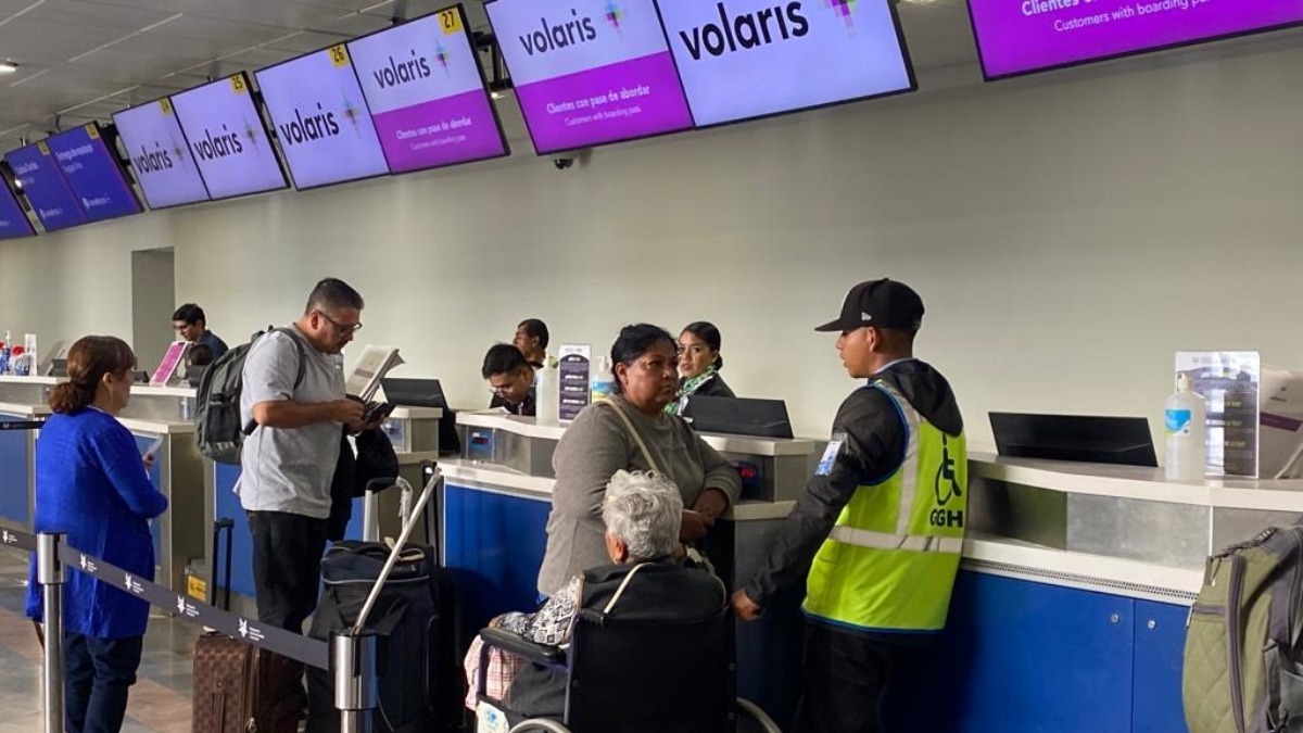 Atención a personas con discapacidad en el Aeropuerto del Bajío