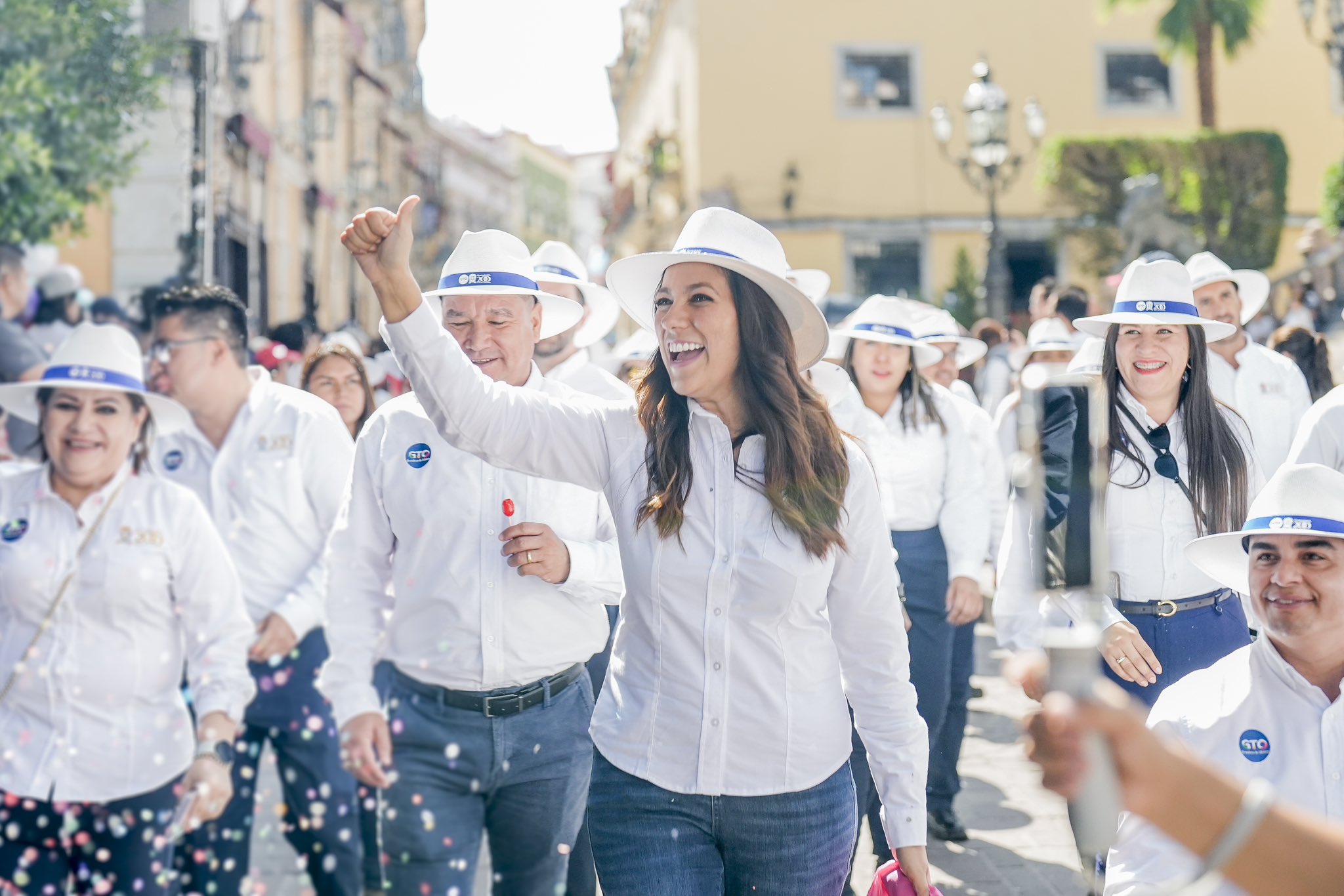 Libia Denisse García Muñoz Ledo candidata a gobernadora por Guanajuato.