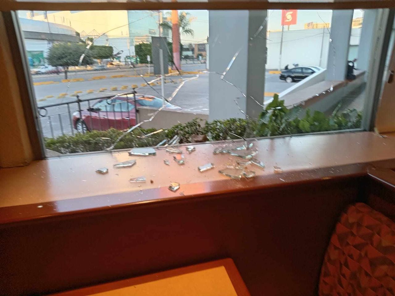 Graban a ratero en comercio por el Estadio León