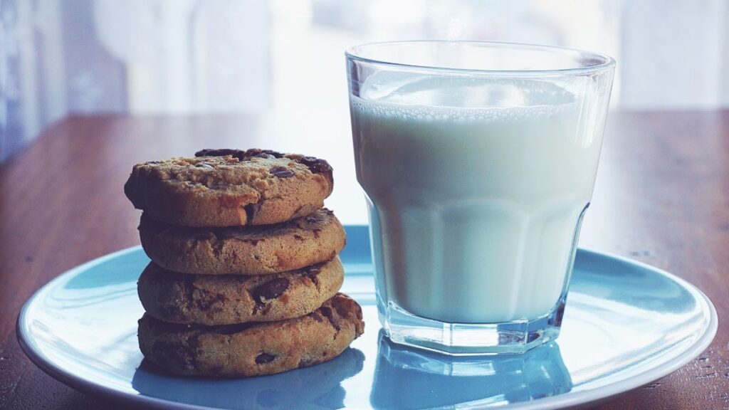 Cuáles son las leches más baratas y nutritivas