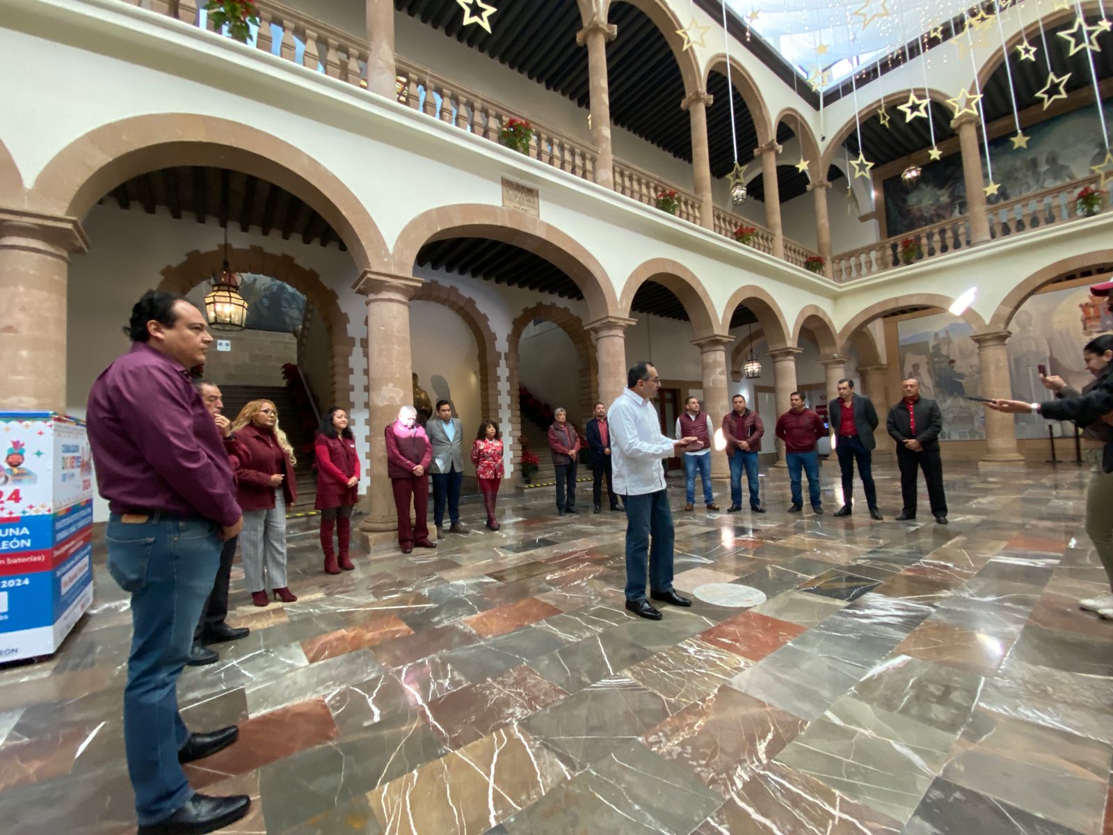 Enrique Alba Martínez va por la alcaldía de León.