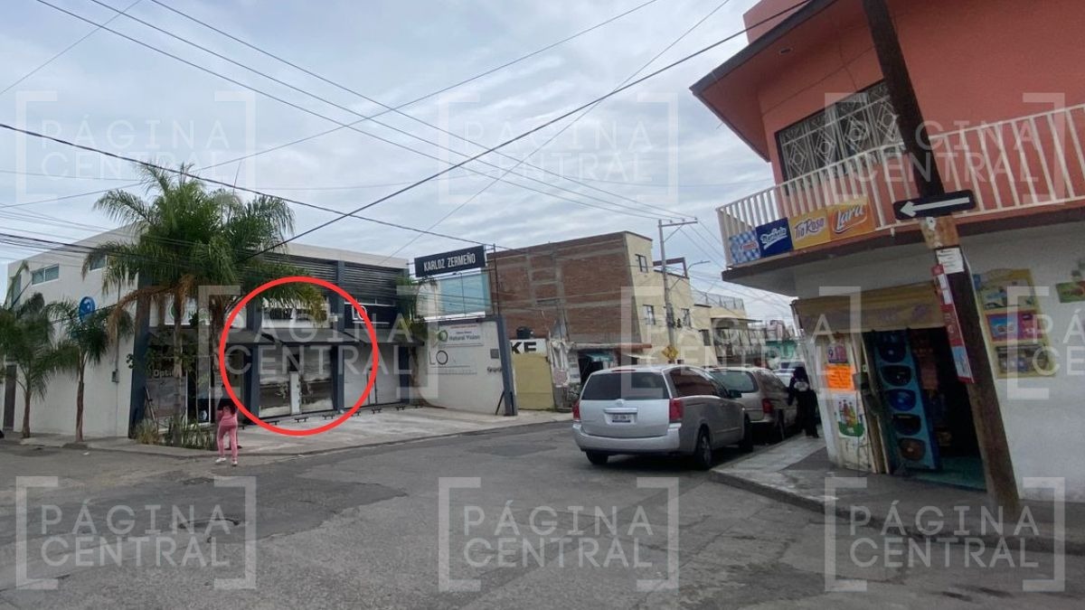 Incendio en boutique de Karloz Zermeño