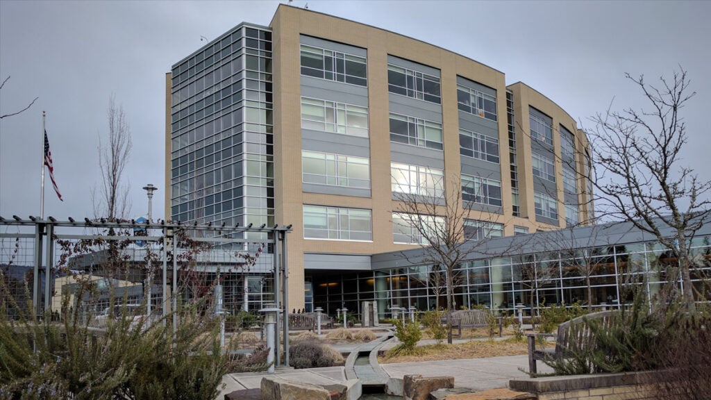 Centro Médico Regional Asante Rogue